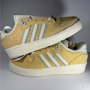 adidas Rivalry Suede